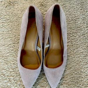 Light Lavender Heels